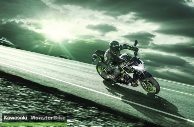 Motocykl_Kawasaki_Z900_model_2021_salon_motocyklowy_kawasaki_warszawa_monsterbike.eu_219.jpg