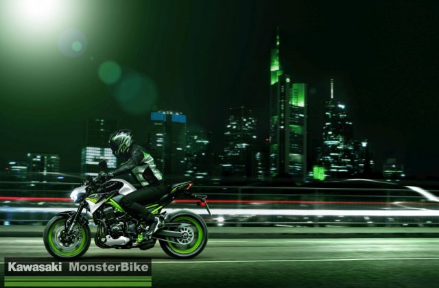 Motocykl_Kawasaki_Z900_model_2021_salon_motocyklowy_kawasaki_warszawa_monsterbike.eu_231.jpg