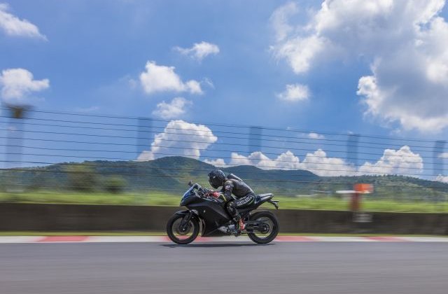 Kawasaki-Warszawa-MonsterBike.pl-4.jpg