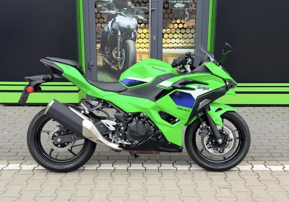 Ninja 500 SE